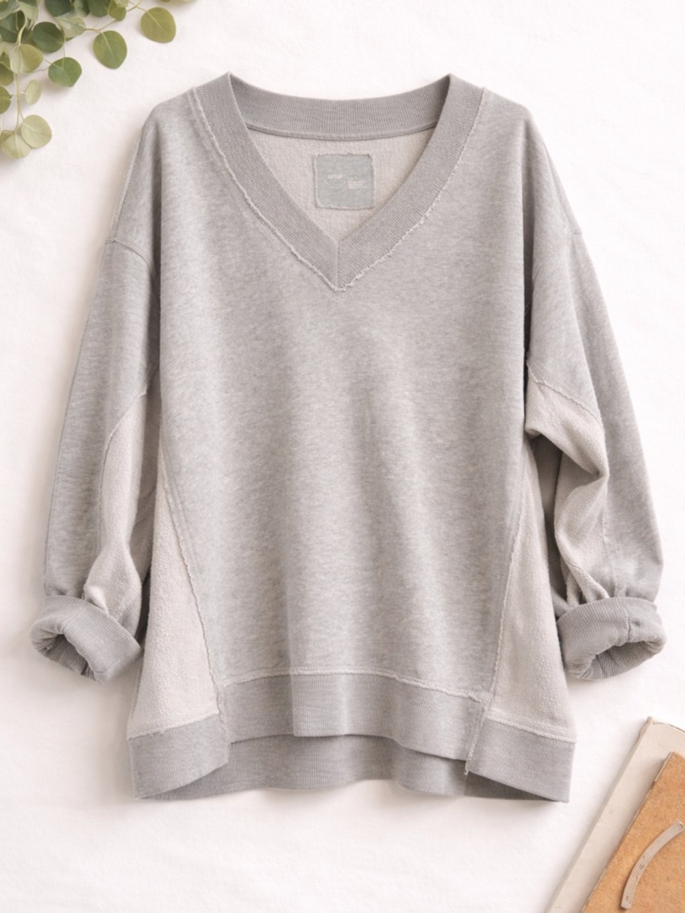 Aerie Oversized V Neck Sweatshirt Gray Raw Hem French Terry Womens Size Large